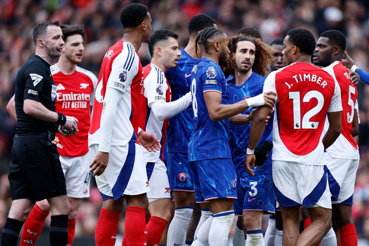 “Bukan Kalah Kualitas, Tapi Sembrono!” – 8 Kartu Merah Dalam 20 Pertandingan Bisa Hancurkan Harapan Gelar Chelsea Di Musim Ini